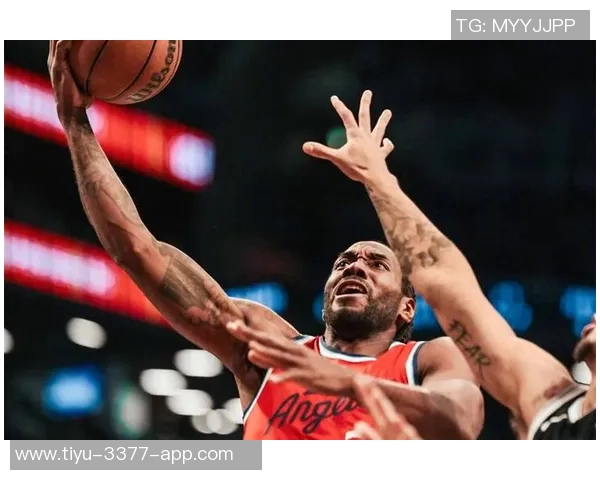 快船发布莱昂纳德周最佳海报战神卡限时返场再创辉煌