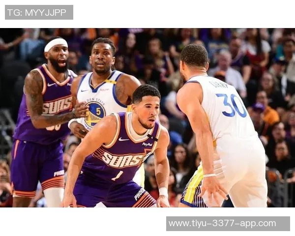 布克强调团队合作重要性力求避免单打独斗保持合理出手机会